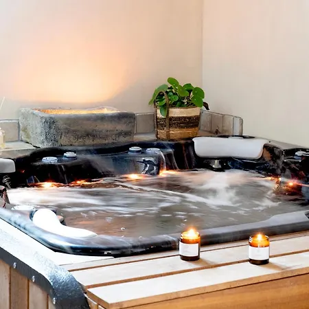 Aparthotel & A La Ferme 1802 Sainghin-en-Mélantois