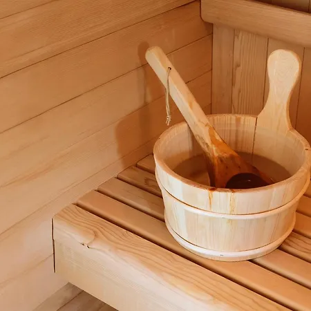 Aparthotel & A La Ferme 1802 4*