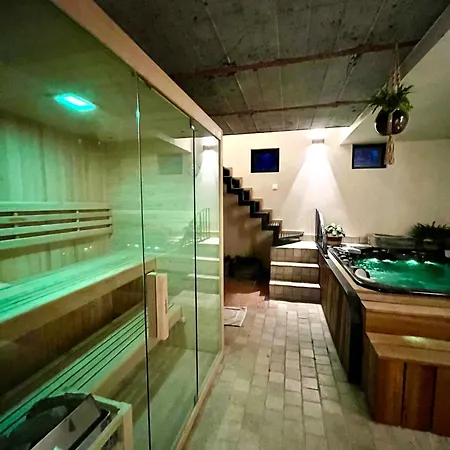 & A La Ferme 1802 4*