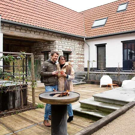 & A La Ferme 1802 Aparthotel Sainghin-en-Mélantois